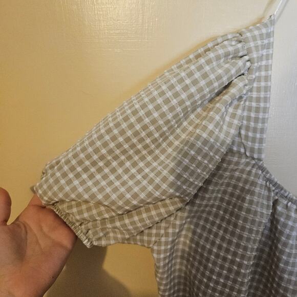 Sienna Sky Small S Checkered Light Tan White Checkered Scoop Oversized NEW NWT - Picture 3 of 10